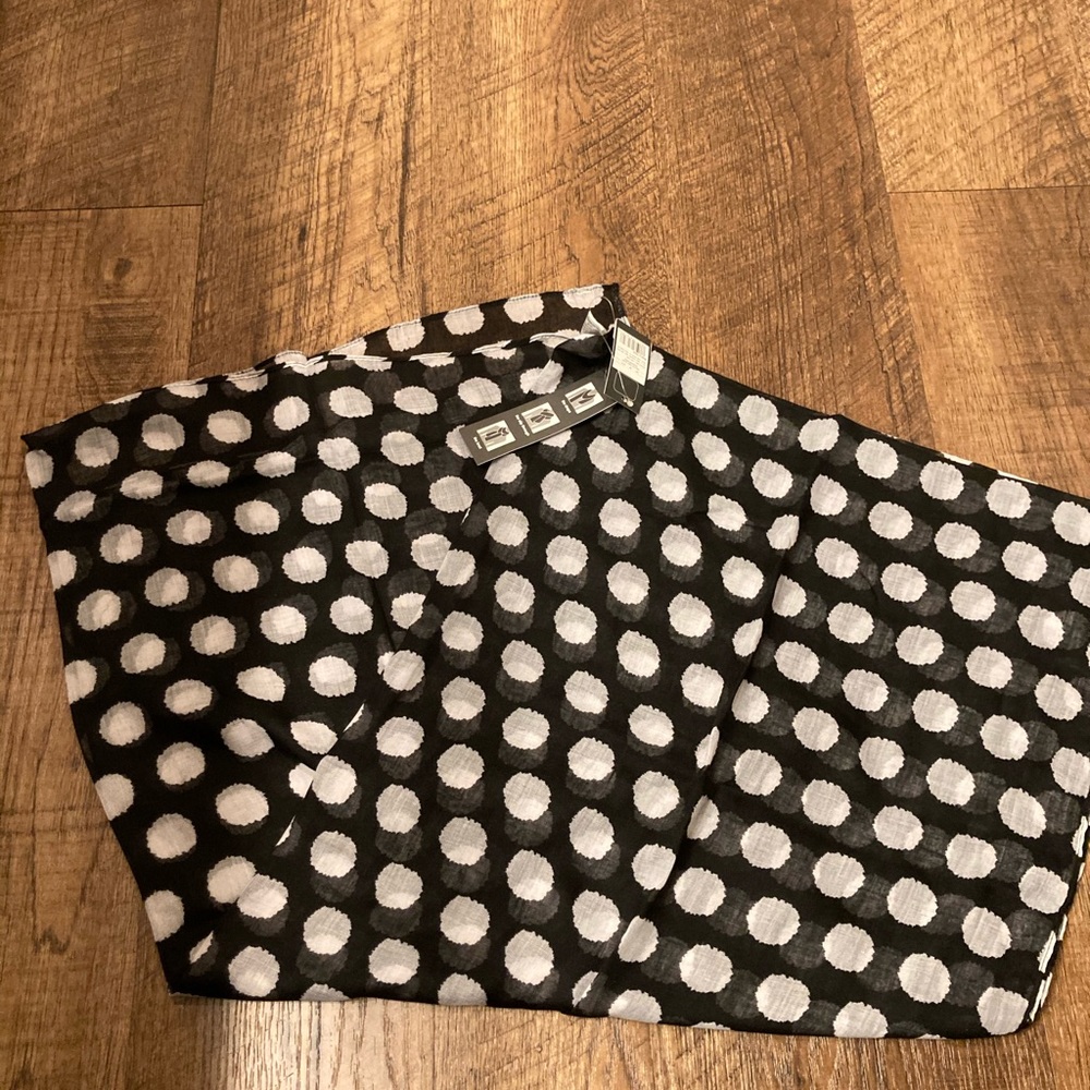 Mossimo black & white polka dot scarf